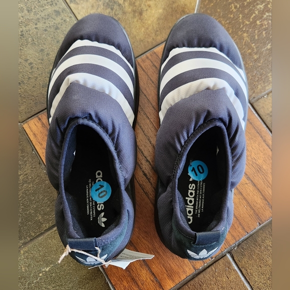 Adidas Puffylette slip-ons - Picture 6 of 9